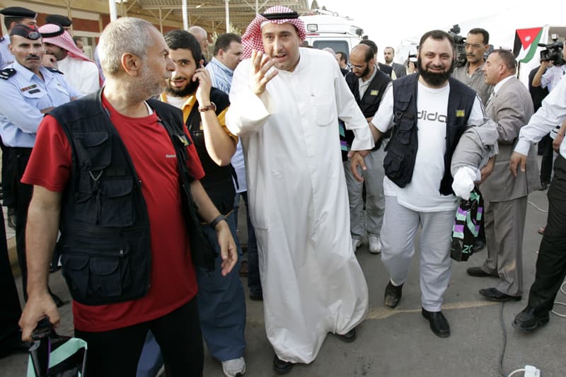 وصول الناشطين المشاركين في أسطول الحرية إلى الأردن في المحطة الأولى قبل وصولهم إلى بلدانهم