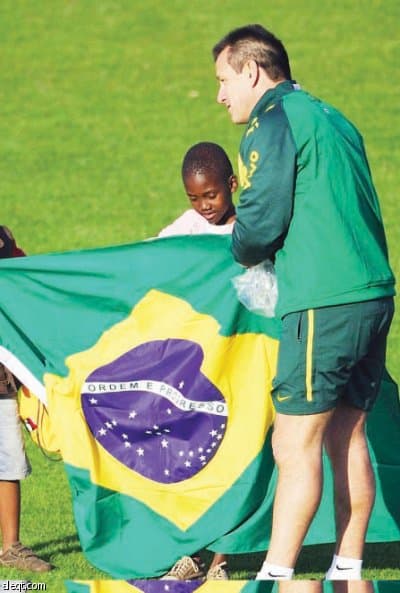 ريهاجيل عجوز المدربين بـ 70 عاما.. وباريرا العمدة بـ 3 نجوم