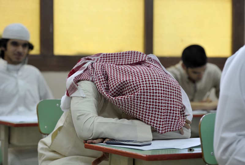 الطلاب يؤدون اختباراتهم في جميع مناطق المملكة صباح اليوم