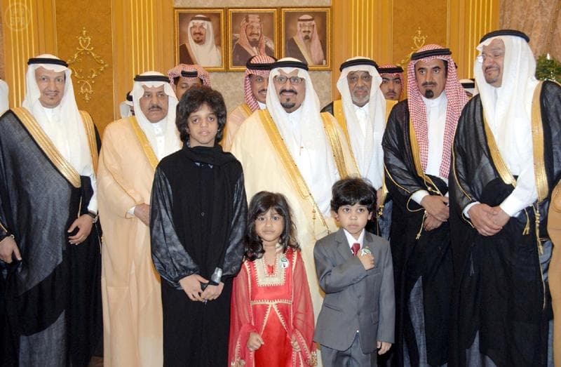 نائب الملك يثني على الجهود التي يبذلها القائمون على كرسي أبحاث الإعاقة السمعية