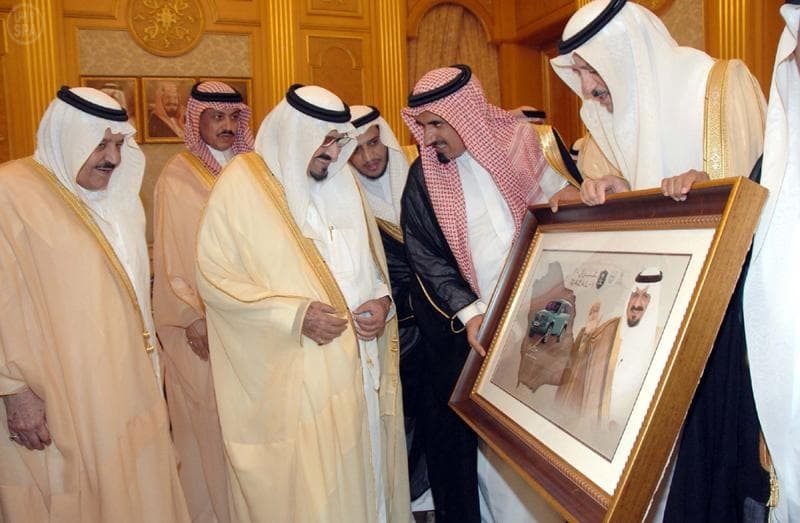 نائب الملك يثني على الجهود التي يبذلها القائمون على كرسي أبحاث الإعاقة السمعية