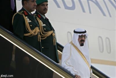 خادم الحرمين الشريفين يعود إلى أرض الوطن