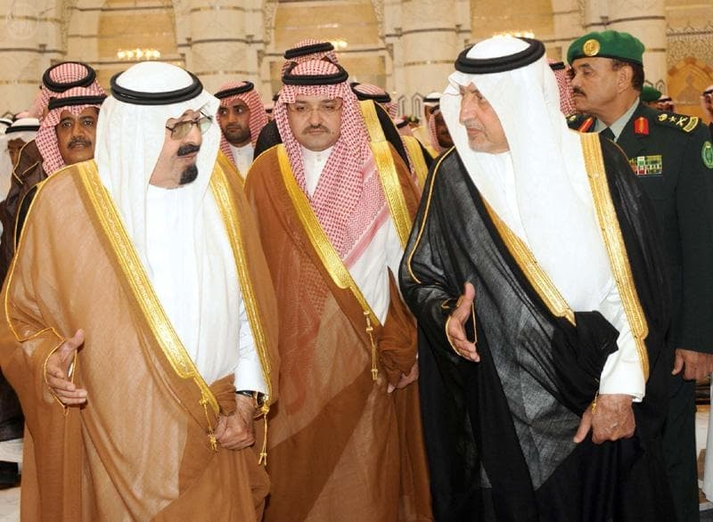 خادم الحرمين الشريفين يعود إلى أرض الوطن