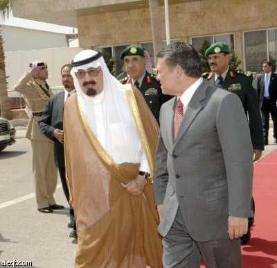 خادم الحرمين الشريفين يعود إلى أرض الوطن