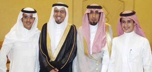 الحقباني يحتفلون بتركي