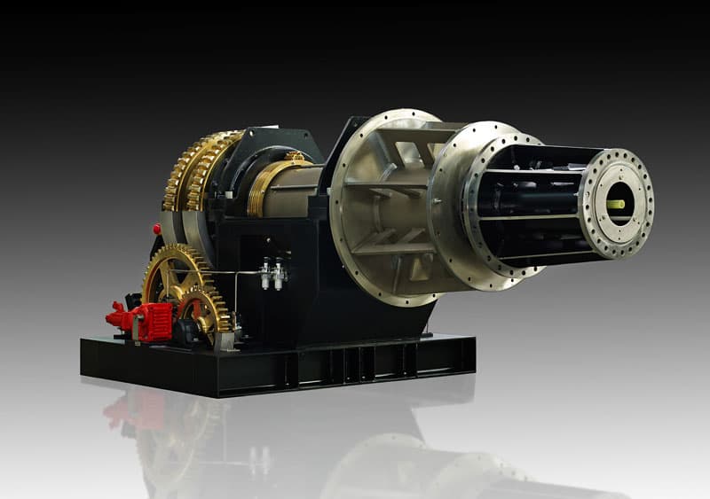 صور لمراحل العمل في ساعة مكة والتي سيبدأ التشغيل التجريبي لها في الأسبوع الأول من شهر رمضان المبارك