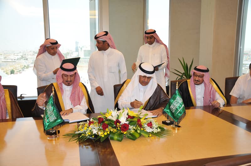 السعودية تبرم عقود بـ 900 مليون ريال لإنشاء صوامع ومطاحن للدقيق