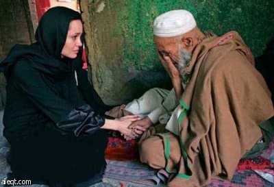 أنجلينا جولي ترغب في زيارة ضحايا الفيضانات في باكستان