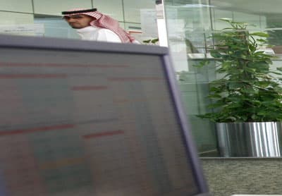 الأسهم السعودية تنهي تداولاتها  كاسبة 54 نقطة