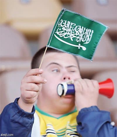 أخضر الاحتياجات الخاصة يلامس ذهب العالم