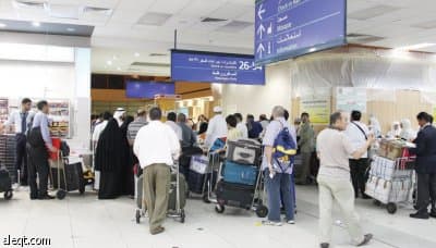 أزمة في مطار جدة .. سيور العفش تؤجل الرحلات وتخنق المسافرين