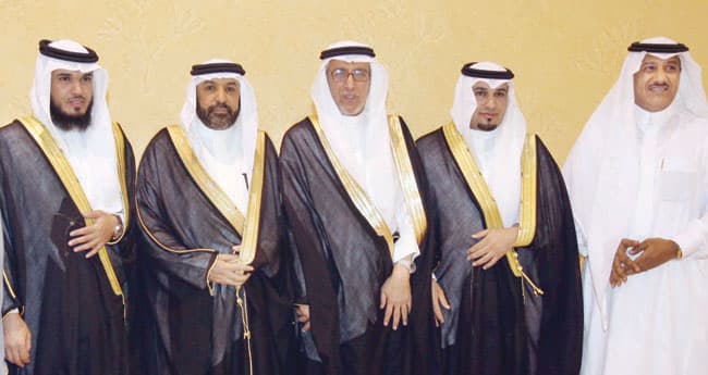 فراج ومناحي البقمي يحتفلان بزفافهما