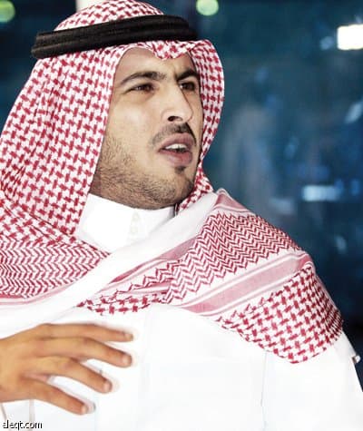 الاتحاديون متناقضون .. يدعمون الهلال بحثا عن الفلاشات