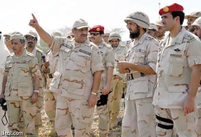 خالد بن سلطان: الوضع في الحد الجنوبي هادئ.. وزيارتي تفقدية