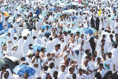 مطالب بتوسيع منظومة المعلومات واستخدام التقنية خلال الحج