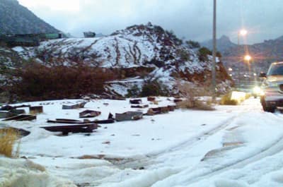 الثلوج تغطي جبال الشفا