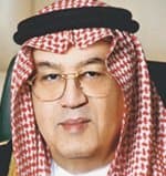 إطلاق اسم غازي القصيبي على مؤسسة تعليمية في الكويت