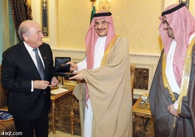«فيفا» ينشئ 10 ملاعب في السعودية بـ 400 ألف دولار