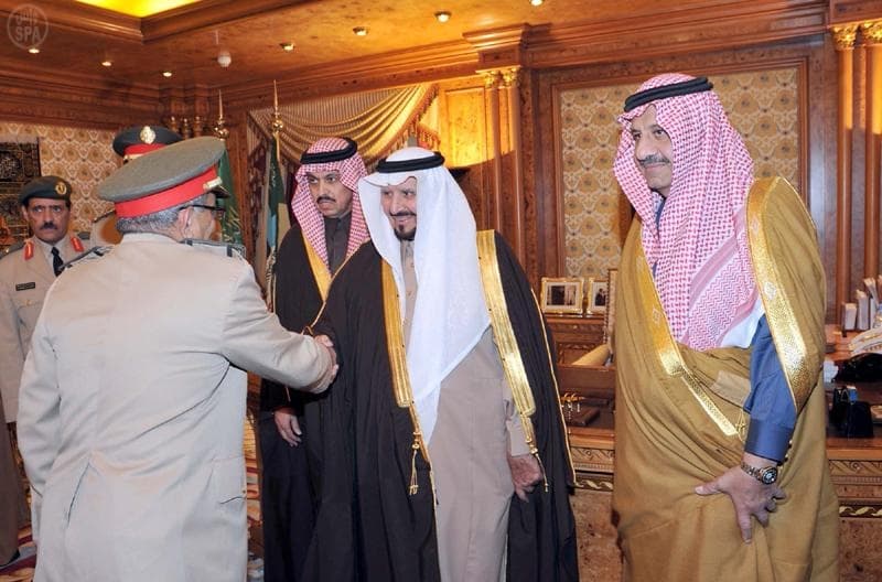 نائب الملك يستقبل مدير عام المؤسسة العامة للصناعات الحربية ورئيس هيئة الأركان العامة