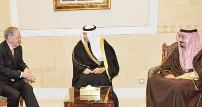 الأمير سلمان ورئيس وزراء كندا السابق يناقشان الاهتمامات المشتركة
