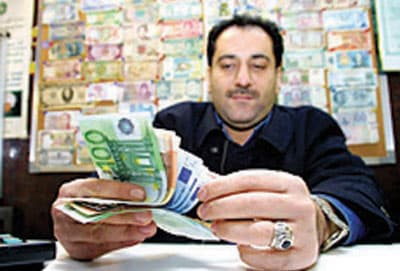 اقتصاد لبنان على محك الأزمة