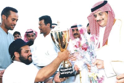 سلطان.. وداع وإنجازات تتحدث