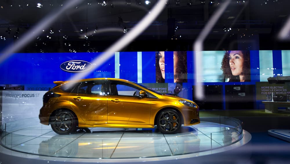 معرض لسيارات 2011 في واشنطن