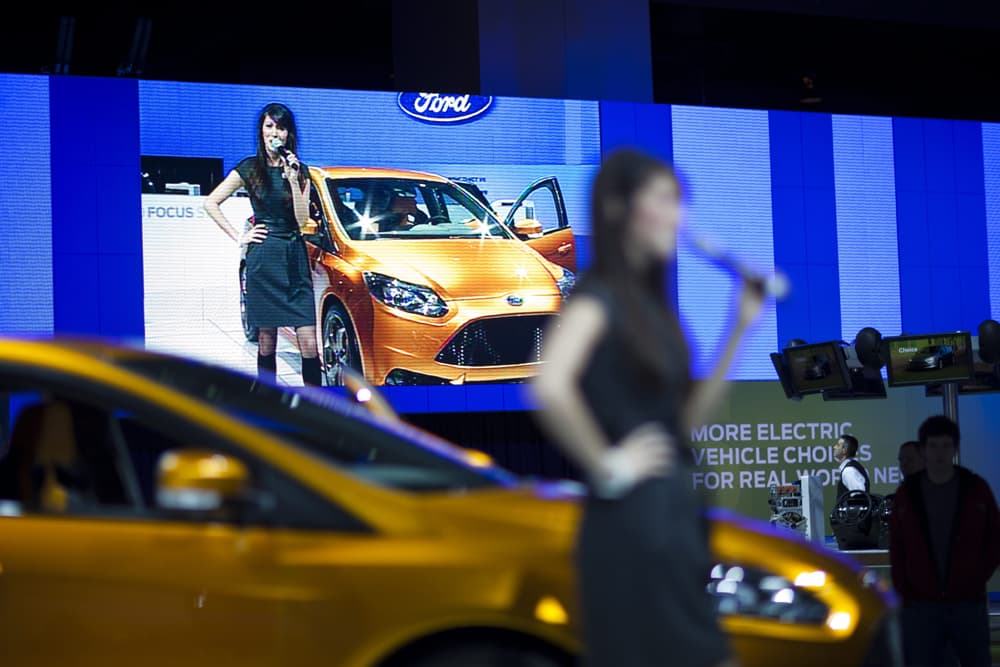 معرض لسيارات 2011 في واشنطن