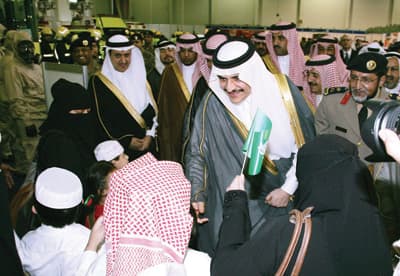 الأمير محمد بن فهد: تشكيل لجنة لدراسة أوضاع الأحياء الواقعة على مجاري السيول