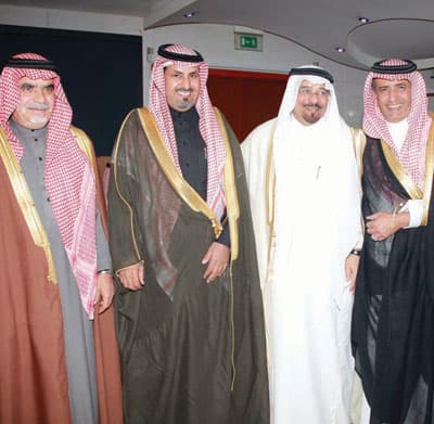 العبد اللطيف يحتفل بعقد قران ابنه خالد