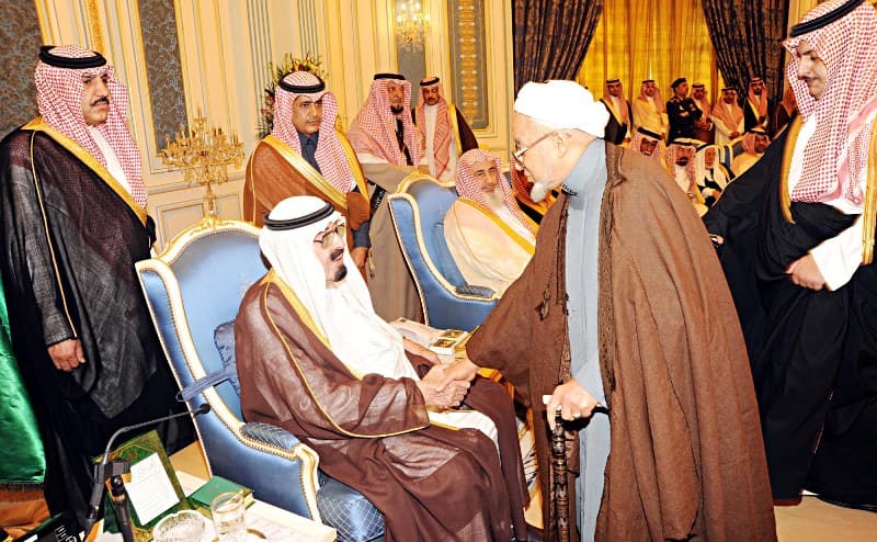 أهالي القطيف وابن درعان الدوسري بين يدي الملك:نحن رماحكم في نحر من يعبث بأمن البلاد