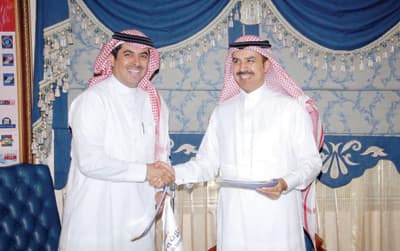 «عجلان وإخوانه» توقع اتفاقية مع «أوراكل» لتعزيز خطط توسعها