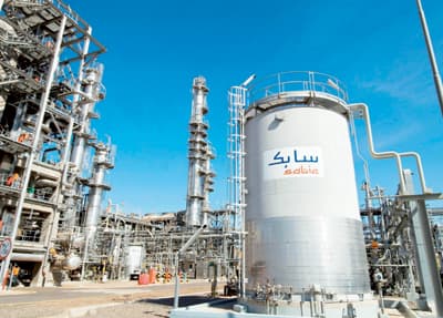 علاقة استراتيجية بين صندوق الاستثمارات العامة وشركة سابك تعزز الاقتصاد الوطني للمملكة