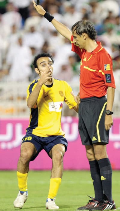 النصر يعترض على الكثيري.. والرئيس يستنجد بالمسؤولين