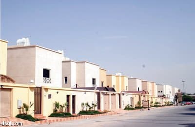 أمين منطقة الرياض يوجه بتطبيق نظام الرخصة الفورية للفلل السكنية