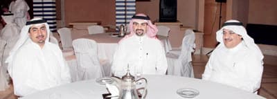 الهويش يحتفل بزفافه