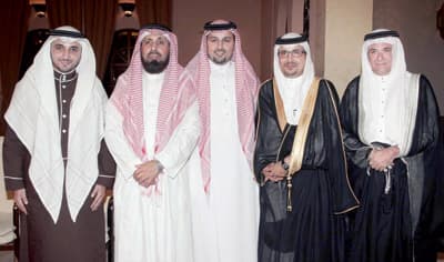 الهويش يحتفل بزفافه