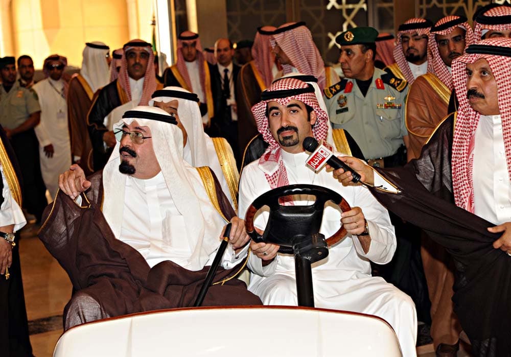 الملك يفتتح جامعة الأميرة نورة