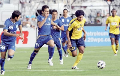 12 كاميرا تثبت لقاء النصر وذوب آهن في أصفهان