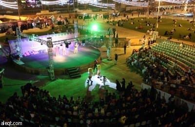 "الاقتصادية" في مهرجان التراث والأسر المنتجة