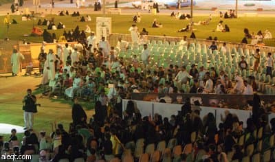 "الاقتصادية" في مهرجان التراث والأسر المنتجة