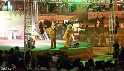 "الاقتصادية" في مهرجان التراث والأسر المنتجة