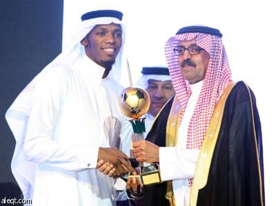 العتيبي يحصد أفضلية الموسم الرياضي السعودي