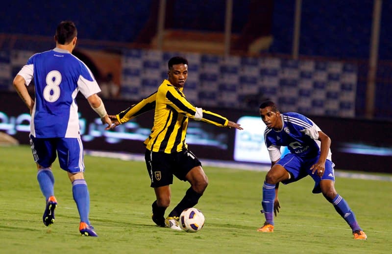 الاتحاد يقترب من نهائي كأس الملك بثلاثية ساحقة في مرمى الهلال