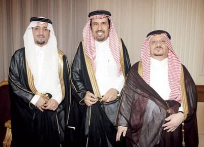 سليمان الحمد يحتفل بزفاف كريمته إلى سعود العتيقي