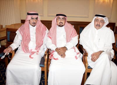 سليمان الحمد يحتفل بزفاف كريمته إلى سعود العتيقي