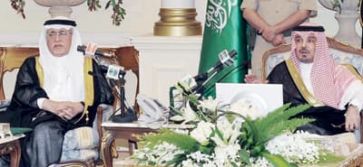 أمير المدينة: بلادنا تحمل همَّ الفكر الإسلامي لمحاربة التطرُّف والضلال