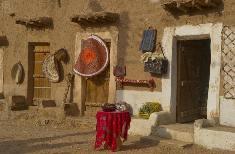 رحم نجد .. " أشيقر " تاريخ يتجدد في قرية وسط الرمال