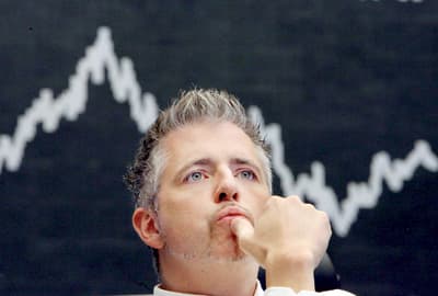 تغير المزاج يضر بأسهم البنوك العالمية