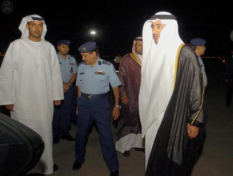 وصول وفود خليجية إلى الرياض لتقديم العزاء للأمير سلمان بن عبدالعزيز